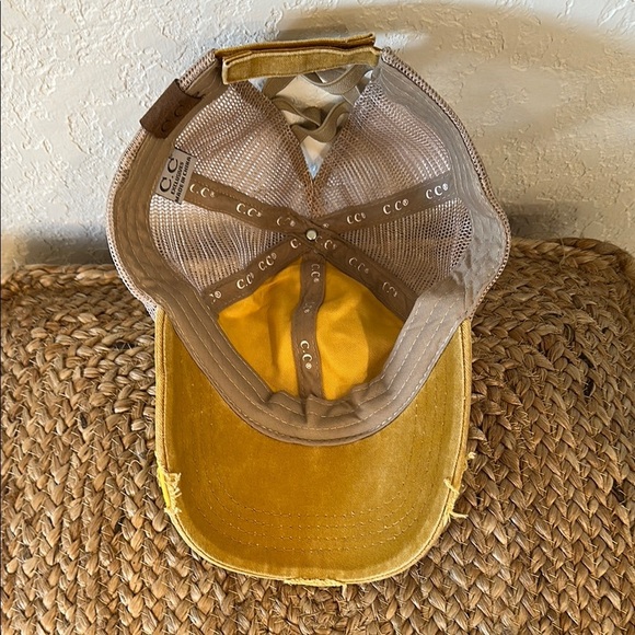 NWOT C.C Ponytail Criss-Cross Distressed Baseball Cap - Mustard/Khaki - Picture 6 of 6